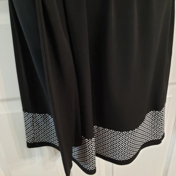 WHITE HOUSE BLACK MARKET DRESS - Picture 5 of 13